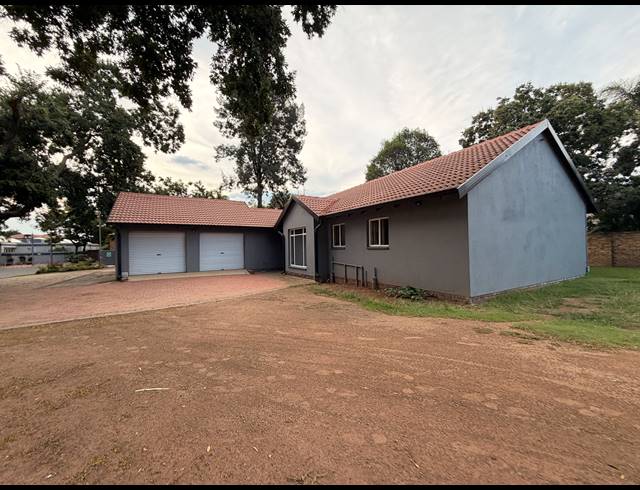 200M² OFFICE TO LET IN SUNWARD PARK